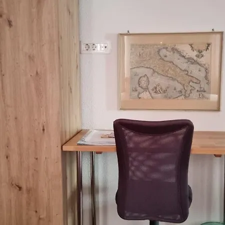 Misini Dvori Stomorska