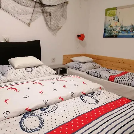 Apartment Misini Dvori Stomorska