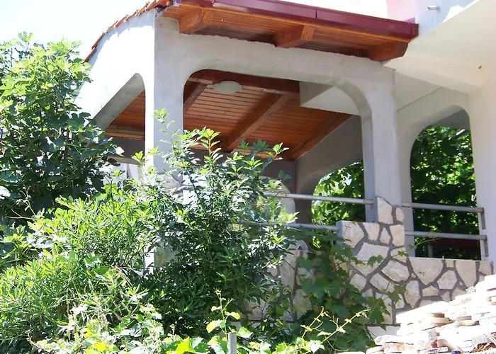 Misini Dvori * סטומורסקה