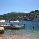 Misini Dvori Stomorska