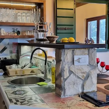 Misini Dvori Apartmán *